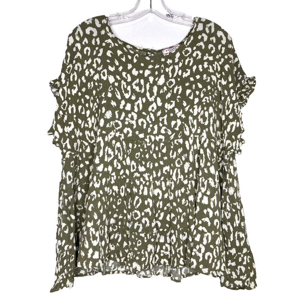 ANDREE by Unit Blouse Women 2X Green Cream Animal Print Tiered Flutter Cap Slv